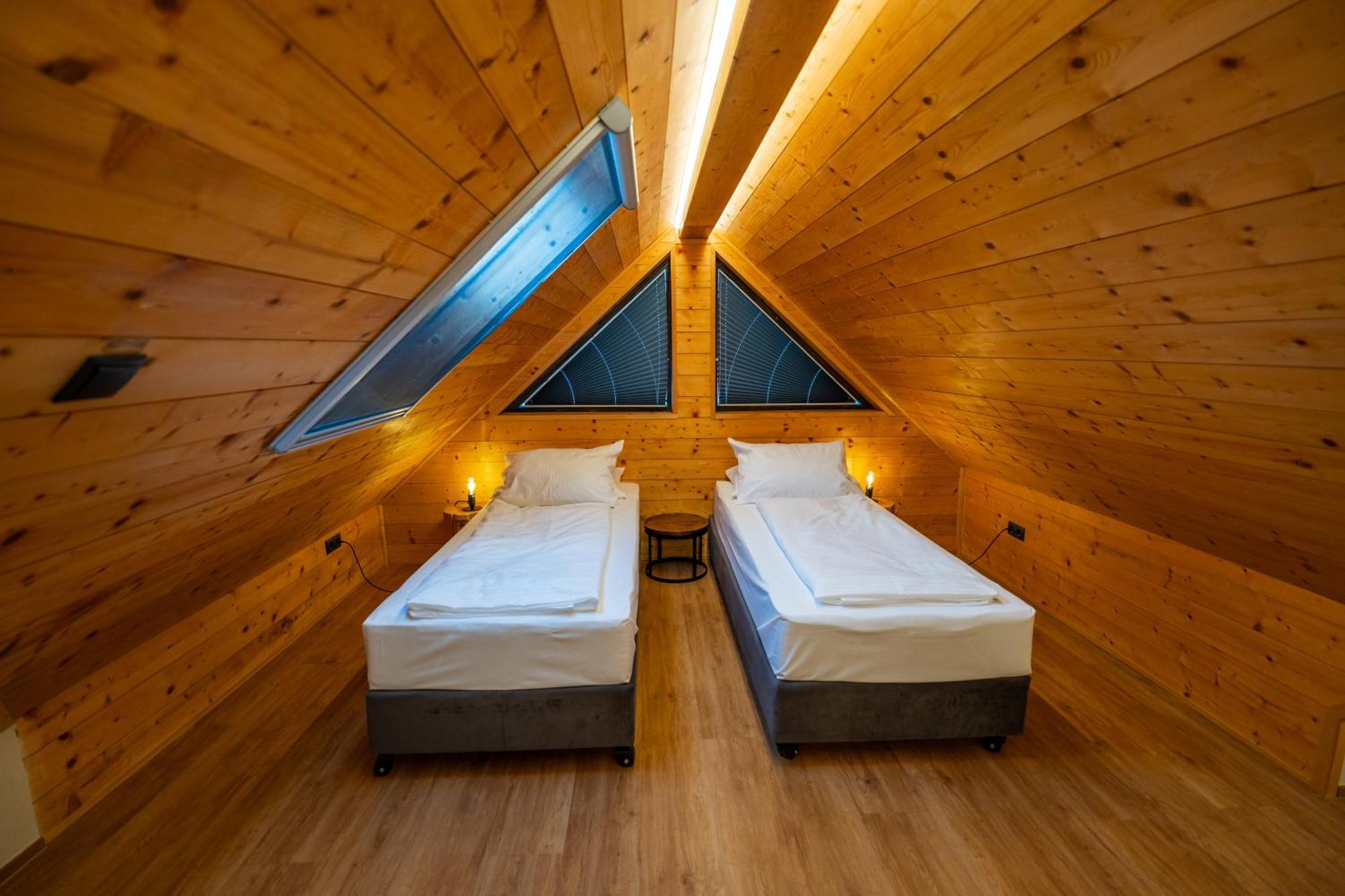Jasna Chalet Resort Кранска гора Екстериор снимка