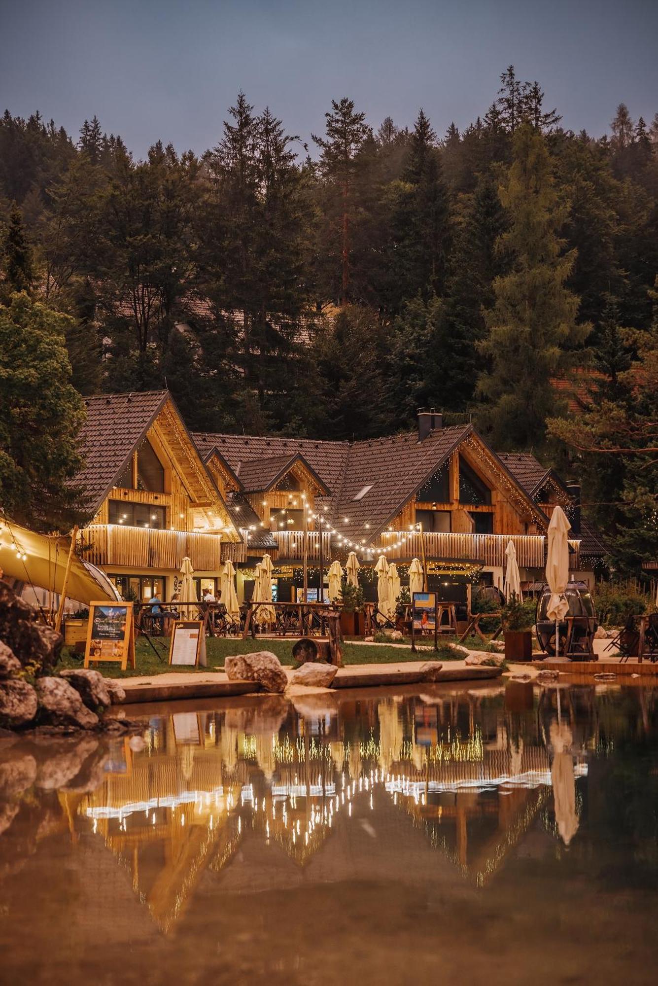 Jasna Chalet Resort Кранска гора Екстериор снимка